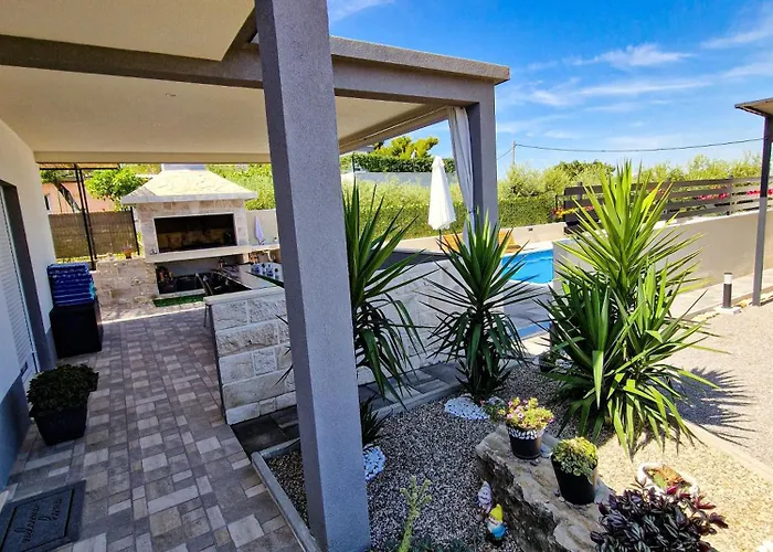 Dom wakacyjny Casa Bella With Private Pool *