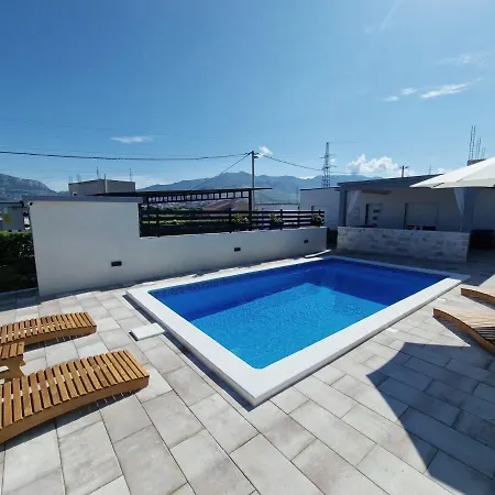 בית נופש Casa Bella With Private Pool *