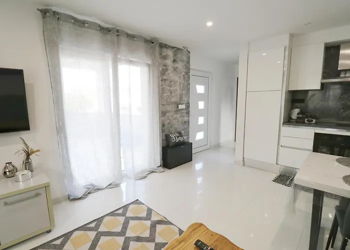 Holiday home Casa Bella With Private Pool