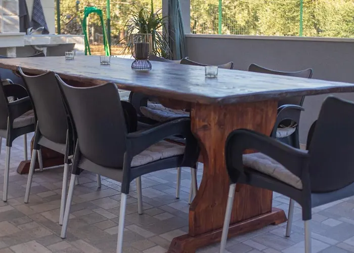 Casa Bella With Private Pool Split