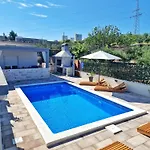 Casa Bella With Private Pool Nyaraló Split