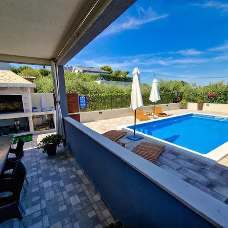 Casa Bella With Private Pool Nyaraló Split