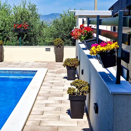 Casa Bella With Private Pool Nyaraló